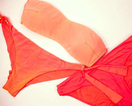 Bikinileed drama fluor verkleurd